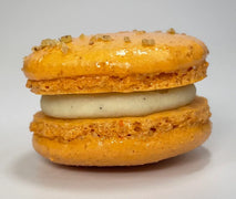 Carrot Cake macaron