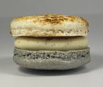 Brulee de Grey macaron